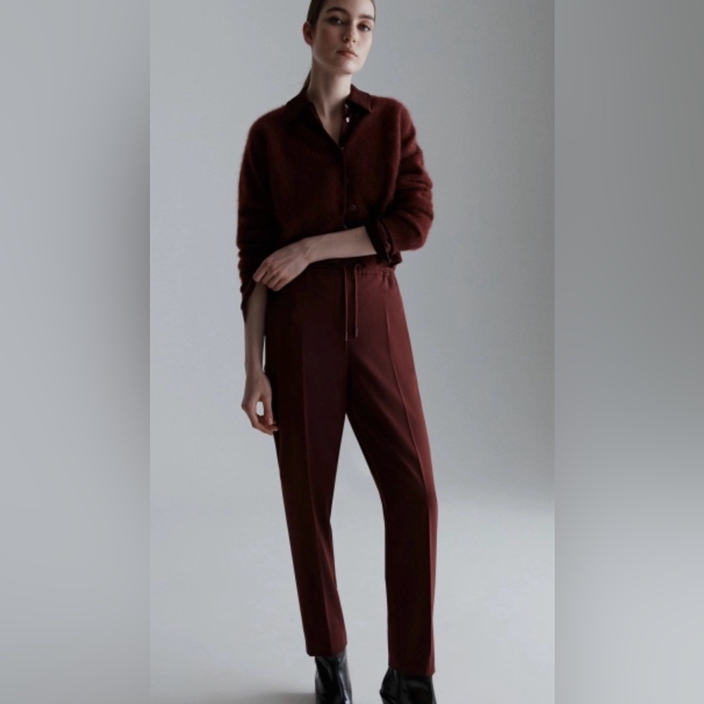 MaxMara Marella Seme Jogger Pants.US Size 6. NWT. MSRP $295. Callout Hem Undone